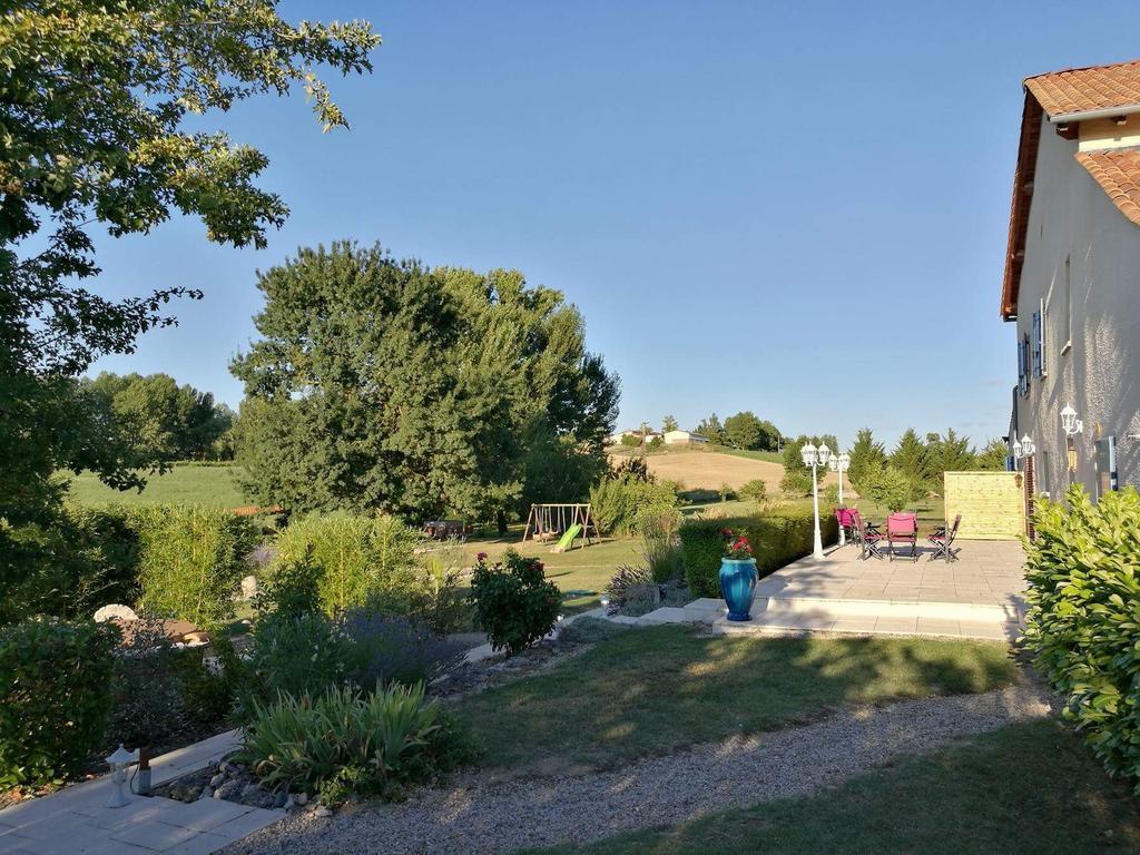 Domaine 3 Soleils Bed & Breakfast Labastide-de-Levis Bagian luar foto